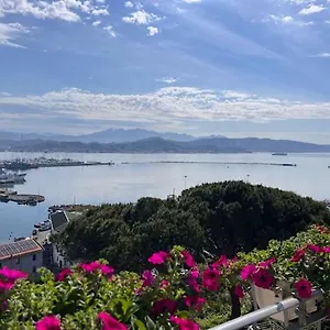 https://villa-dei-poeti.hotelitalianriviera.com